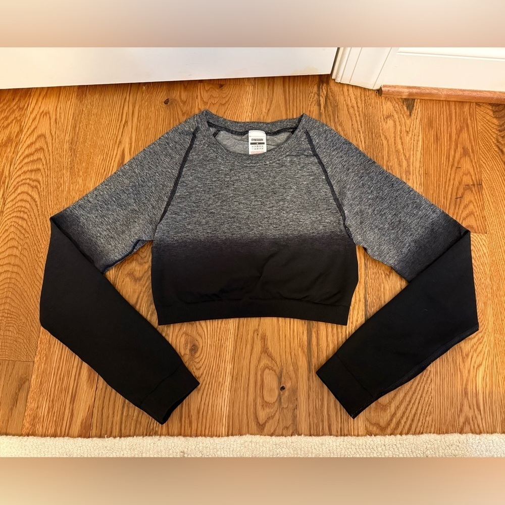Gymshark Two-Tone Grey and Black Long Sleeve Crop Top